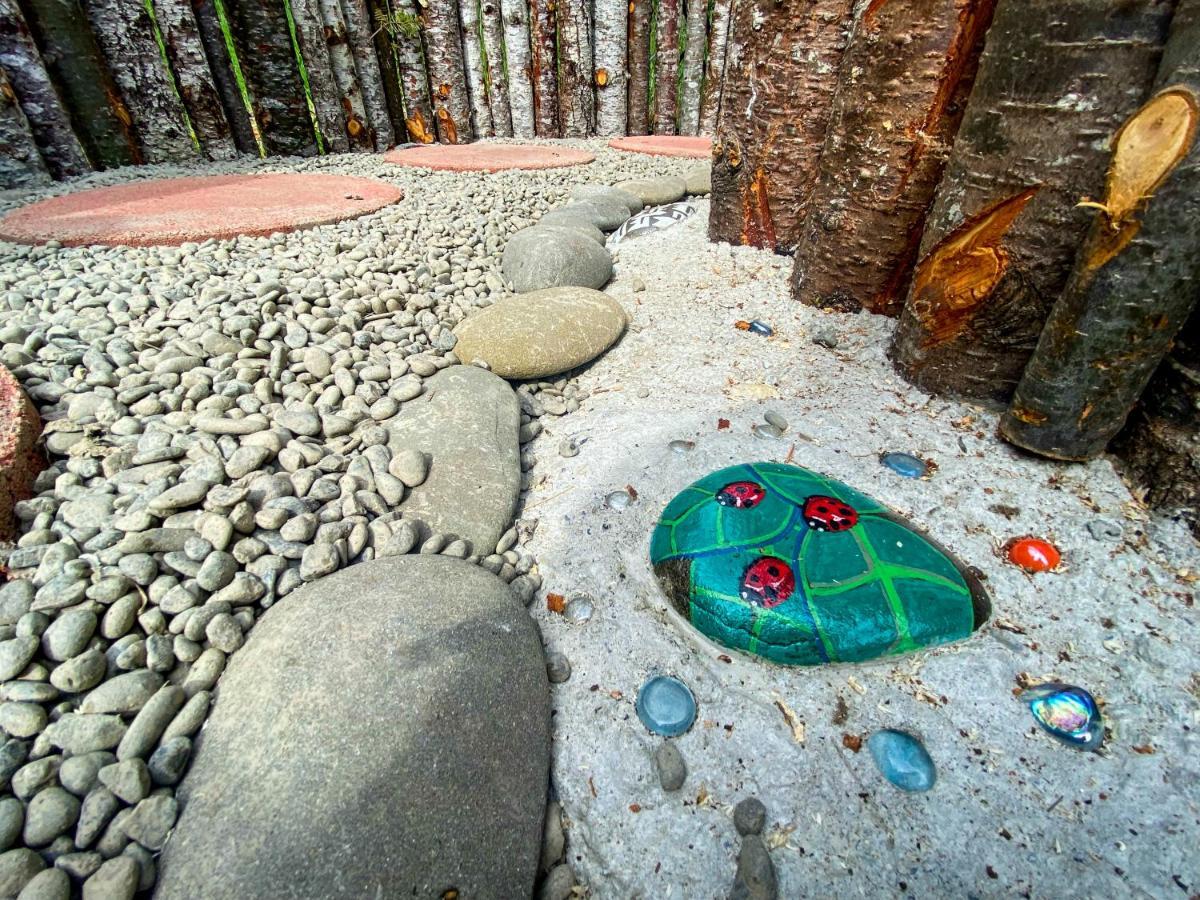 Glamping In The Redwoods With A Hot Tub! Hotel Garberville Exterior foto